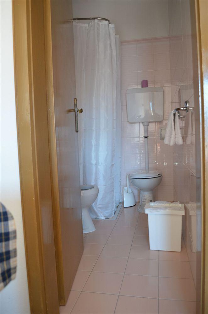 Hotel Luisa ブレンゾーネ エクステリア 写真